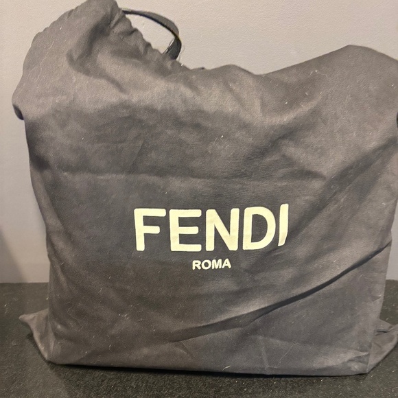 FENDI Leather Black Large Tote Bag (Used) - Picture 1 of 5